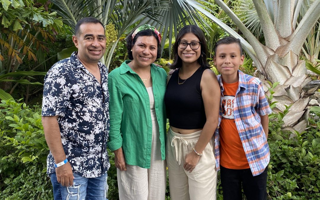 Introducing the Olalde’s Family